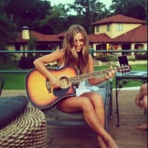 Meet your Posher, Melanie